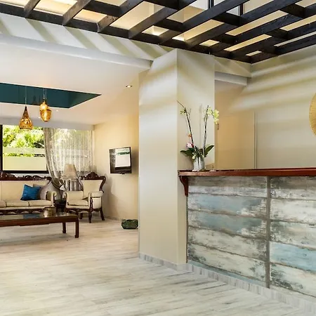 Hotel Lefka And